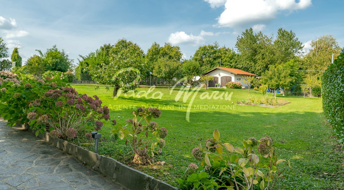 Villa con giardino Capiago Como (43)